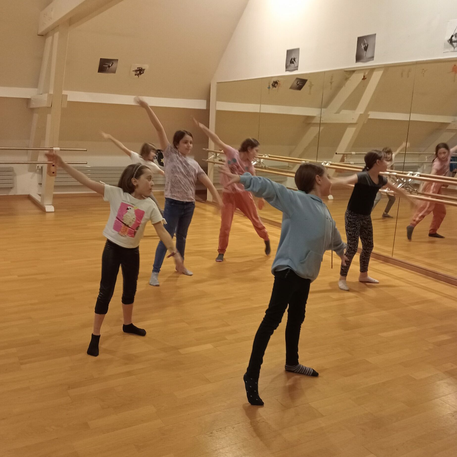 Danse moderne et contemporaine - 12/15 ans